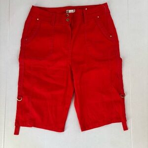 Chico’s Womens Sz 1 (8) Bermuda shorts linen blend  gold‎ hardware